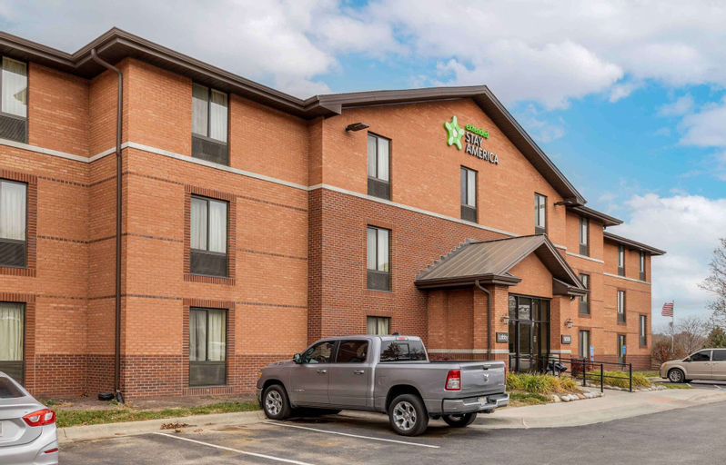 Exterior & Views 2, Extended Stay America Suites Omaha West, Douglas