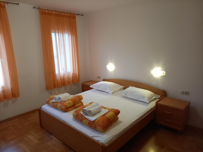 Others 3, Villa Fontana, Sukošan