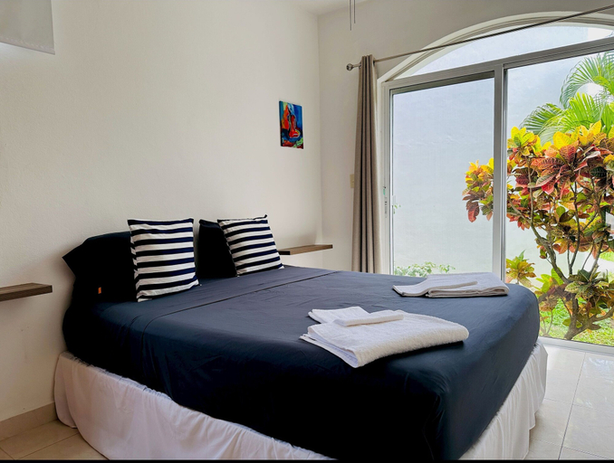 Bedroom 2, 8 Pax Basic Pool Villa, Cozumel