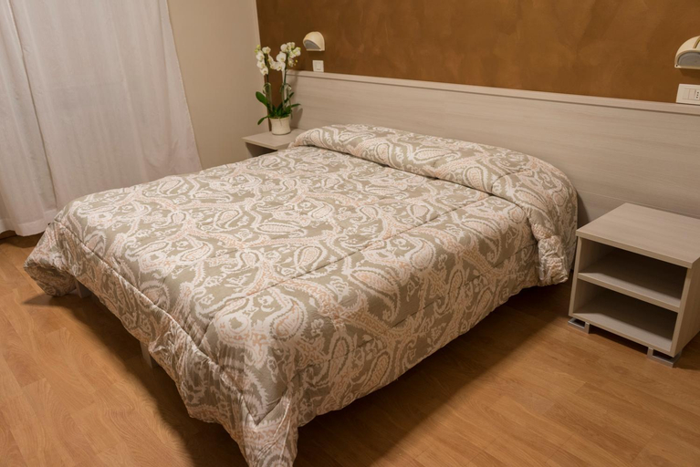 Bedroom 3, Hotel Cecco, Arezzo