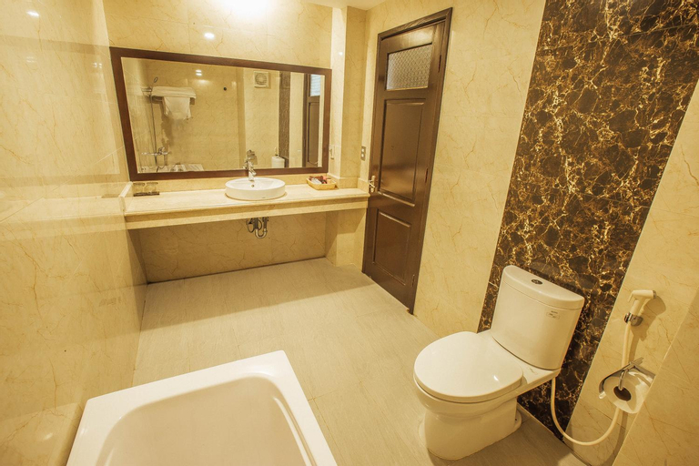 Bathroom 4