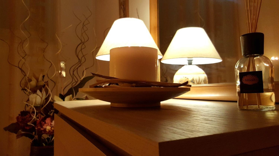 Others 4, Phalanthos B&B, Taranto