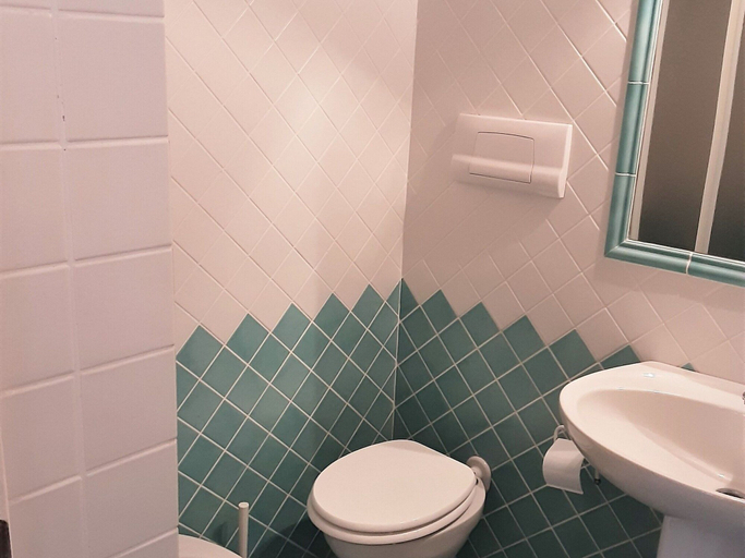 Bathroom, Belvilla by OYO Marineledda Trilocale 2, Olbia-Tempio