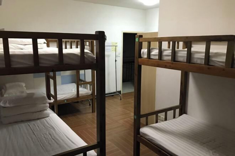 Bedroom 4, Beehome Hostel, Shanghai