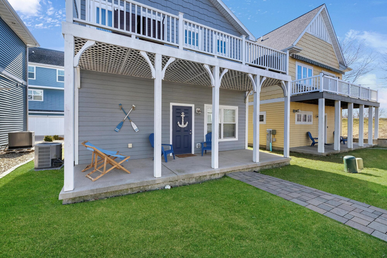 Exterior & Views 2, Nautical Nest, La Salle