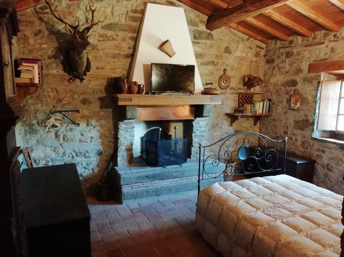 Room 3, Bagni di Lucca Rustic Retreat, Lucca