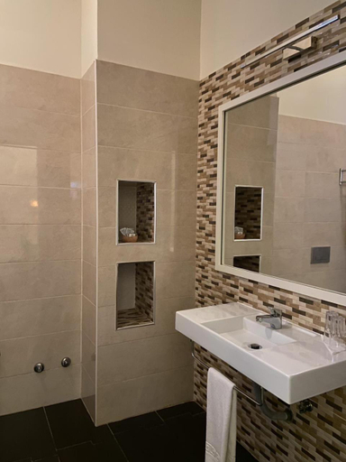 Bathroom 4, Ouril Pontao Hotel