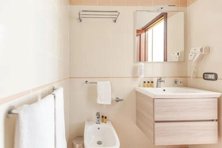 Bathroom 5, La Conchiglia sul mare, Trapani