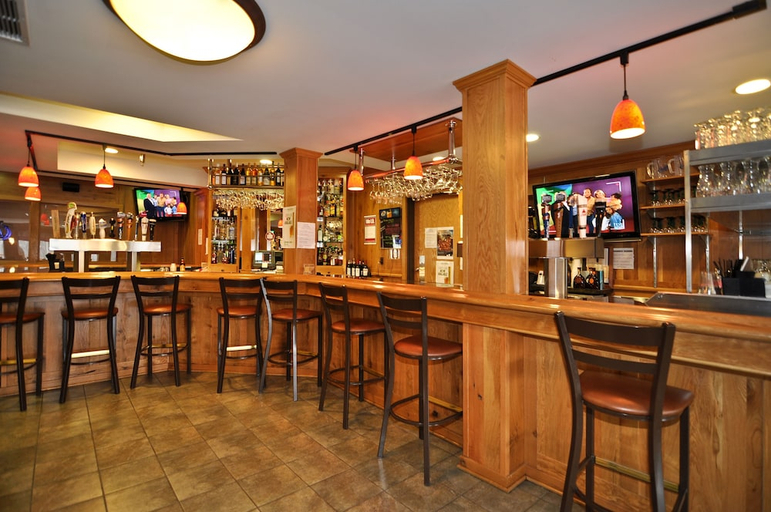 Food & Drinks 4, The Montcler Hotel - Redberri Luxury Collection, Kendall