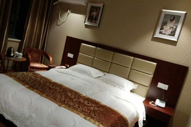 Bedroom 8