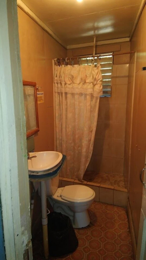 Bathroom 3, Hotel Loma vista, Utila