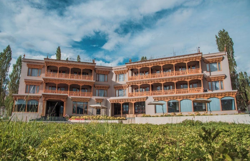 Exterior & Views, Hotel Zomday, Leh