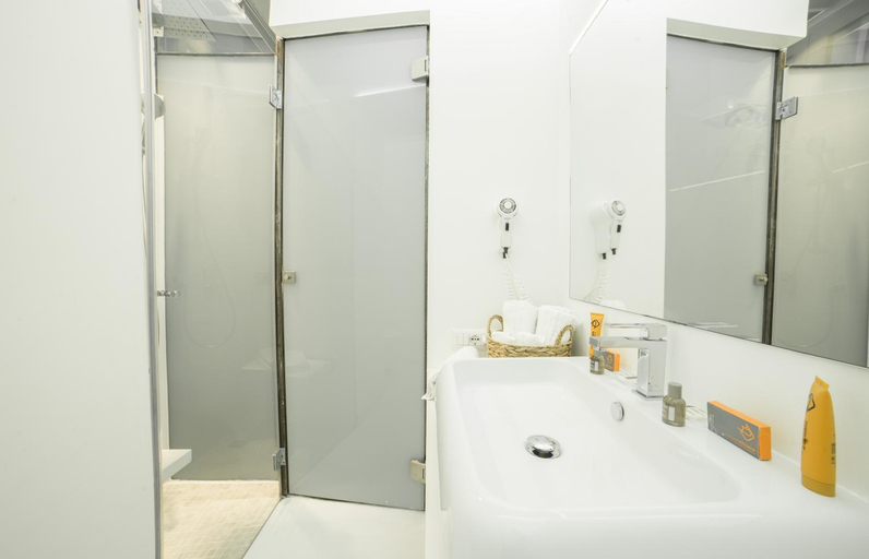 Bathroom 4, Chiaia 197 Deluxe Residence, Napoli