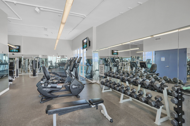 Others 4, Amazing SEA VIEW Studio, Miami-Dade