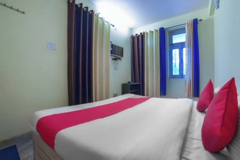 Bedroom 2, Goroomgo Ganpati Lohaghat, Champawat