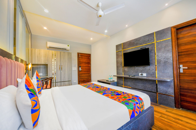 Bedroom 3, FabHotel Narison, Amritsar
