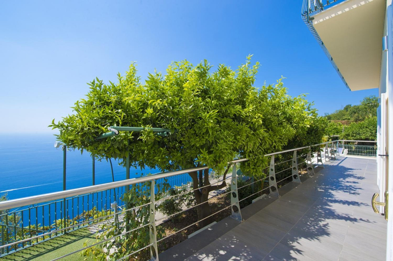 4, Casa Lisuccia, Salerno