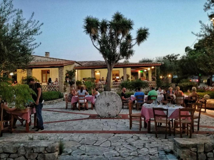 Food & Drinks 4, Aeolos Zante villas, Ionian Islands