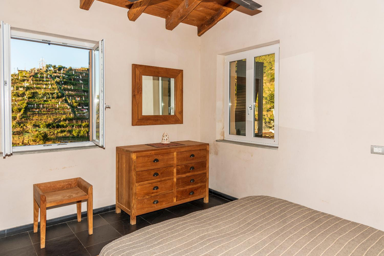 Bedroom 16