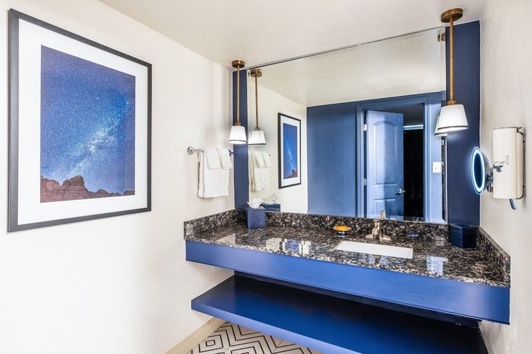 Bathroom 3, Sky Rock Sedona, a Tribute Portfolio Hotel, Yavapai