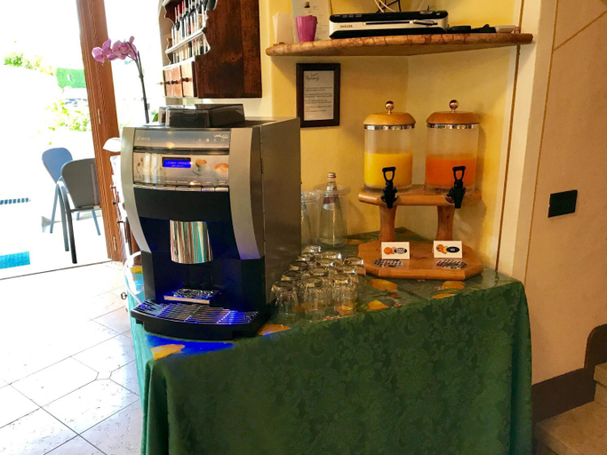 Others 4, Locanda Speranza, Verona