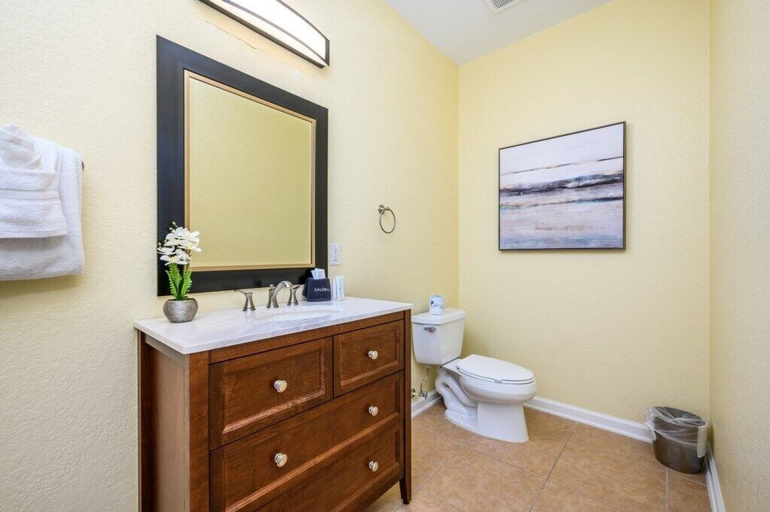 Bathroom 5, New Modern Townhome, Near The Parks - 4030, Orange
