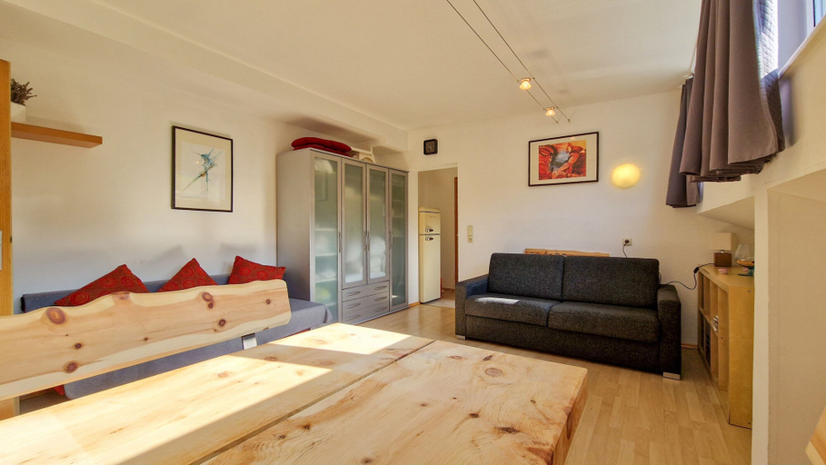 Bedroom 5, Apartment CityXpress TOP 18, Zell am See