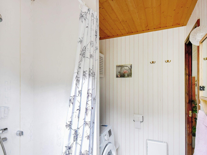 Bathroom 4, Holiday Home in Bovallstrand, Sotenäs
