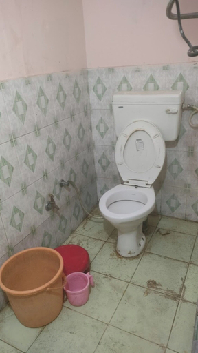 Bathroom 3, Goroomgo Koyal Mandi, Mandi