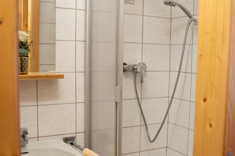 Bathroom 4