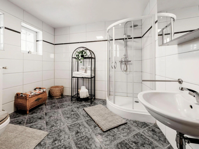 Bathroom 3, Charming Gite in Waimes Near Spa-francorchamps, Liège