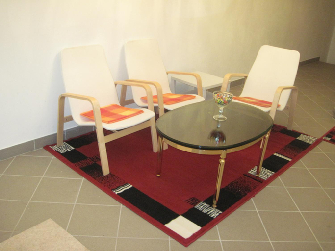 Others 5, Hotel "Alte Schule" Trogen, Hof