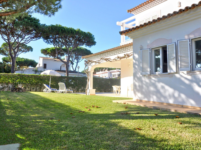 Exterior & Views 2, Villa Near Marina With Private Pool, Loulé