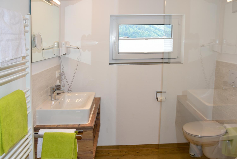 Bathroom 3, Das Kleemanns, Bregenz