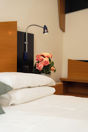 Bedroom 9