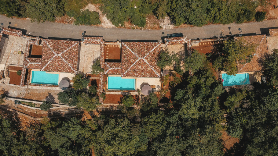 Exterior & Views 2, Carevic Resort & Villas
