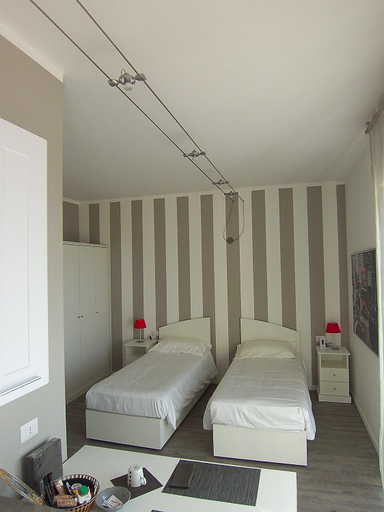 Others 5, B&B Vinago Belvedere, Varese