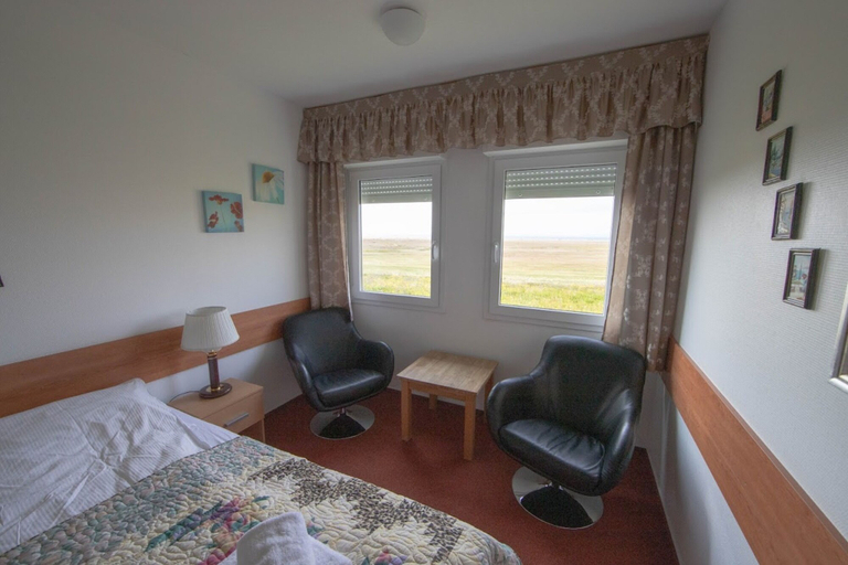 Bedroom 3, Hotel Breidavik, Vesturbyggð