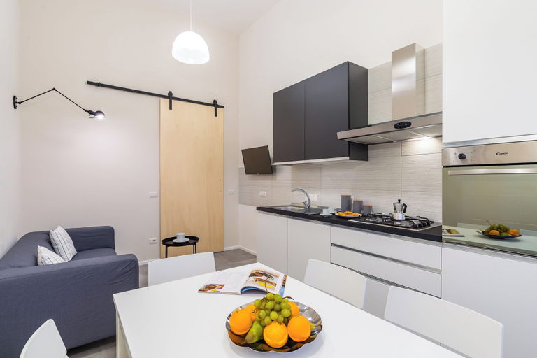 Others 4, Arenella Family Apartment, Napoli