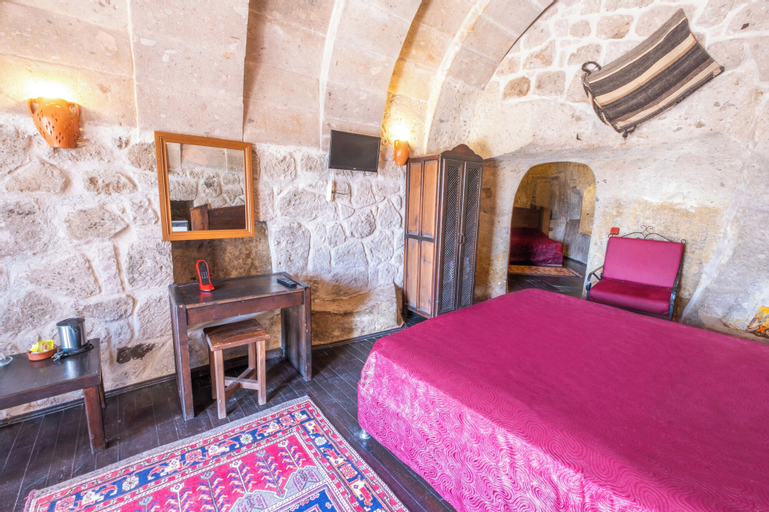 Bedroom 28