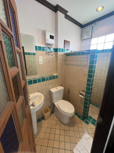 Bathroom, Pha Thai House, Muang Chiang Mai