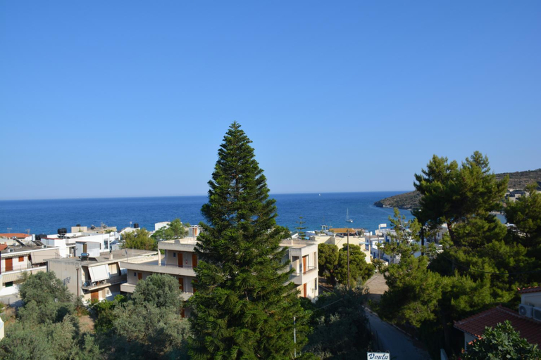 Others 5, Voula Apartments, Attica