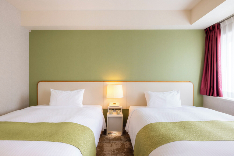 Bedroom 12