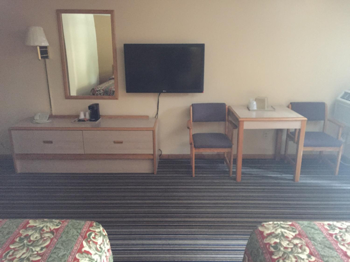 Others 4, Budget Inn - Cambridge, Guernsey