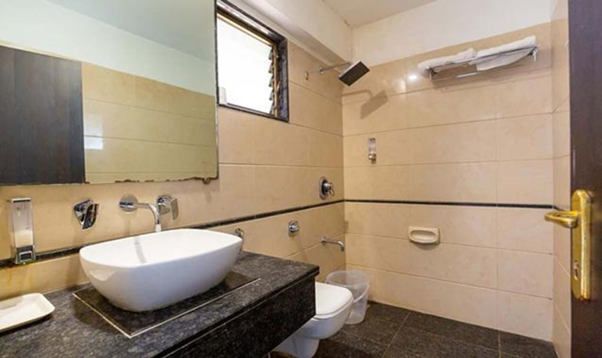 Bathroom, FabHotel Prime Sukh, Mumbai Suburban