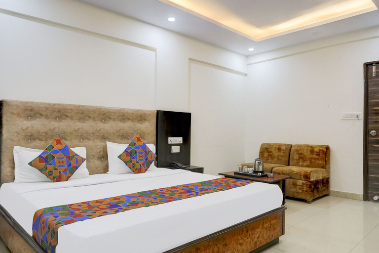 Bedroom 3, FabHotel Classic, Bhopal