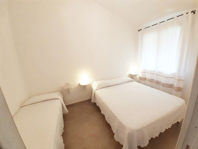 Room, Belvilla by OYO Marineledda Bilocale 3, Olbia-Tempio