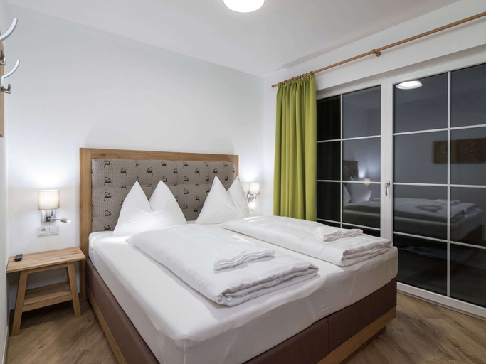 Bedroom 2, Apartment in St. Johann im Pongau With Sauna, Sankt Johann im Pongau