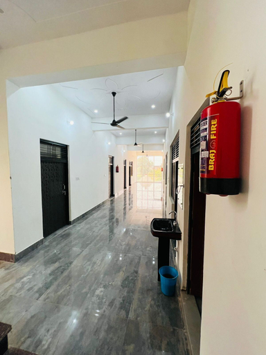 Others 4, The Light House Hotel and Restaurant, Kasganj