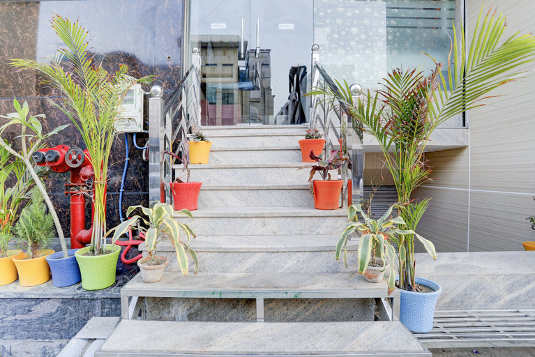 Exterior & Views, FabHotel SMR, Agra